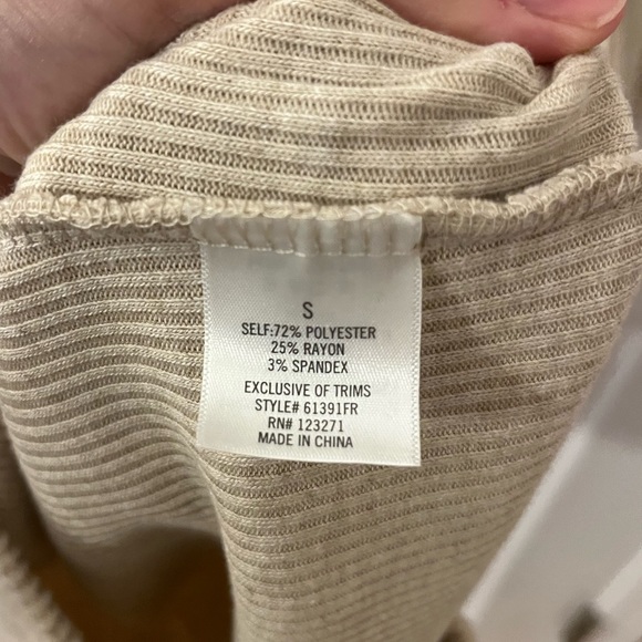 NWT Ribbed Shift Dress - Picture 3 of 5